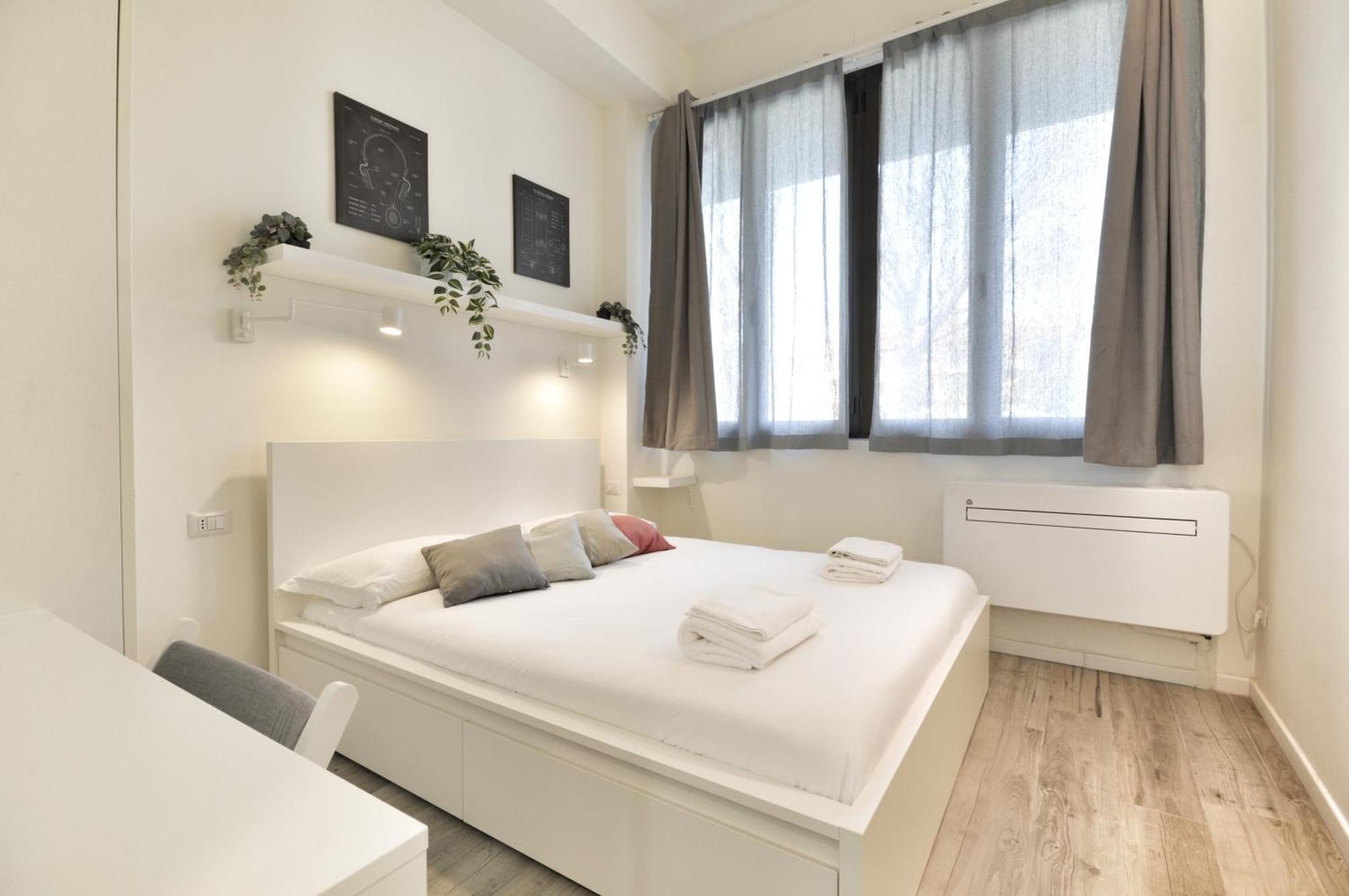 Ihost Apartment - Adriatico 6 Милан Экстерьер фото