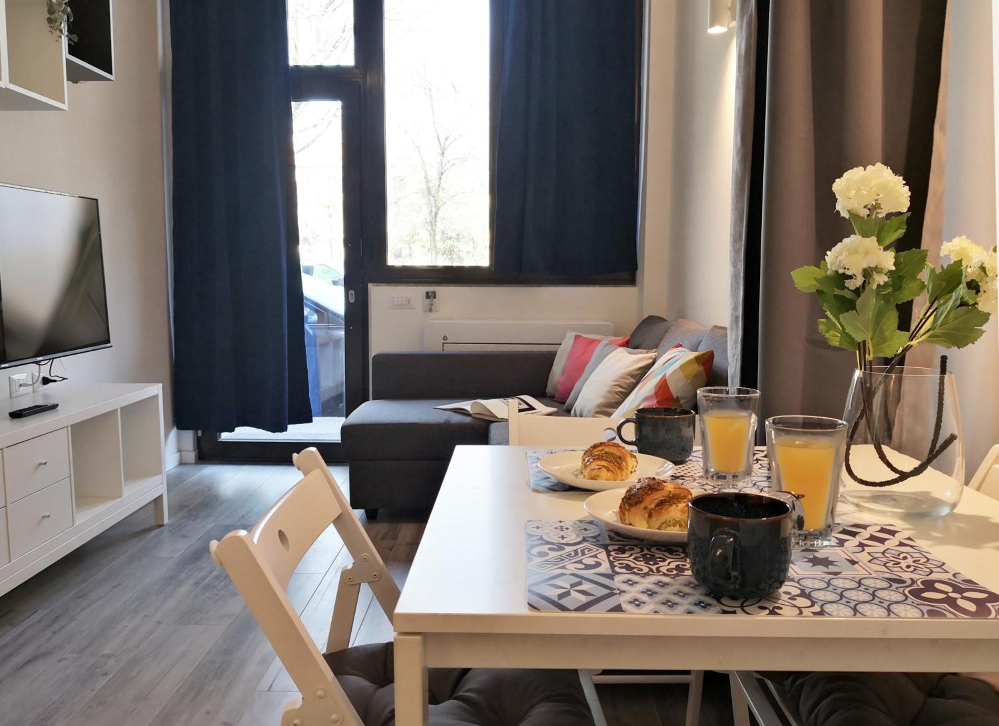 Ihost Apartment - Adriatico 6 Милан Экстерьер фото